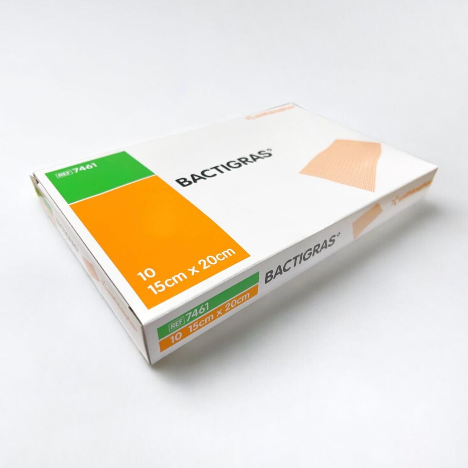 BACTIGRAS Parafinli, Antiseptik Tül Sargı Bezi, Yara ve Yanık Örtüsü, Steril  15cm x 20cm